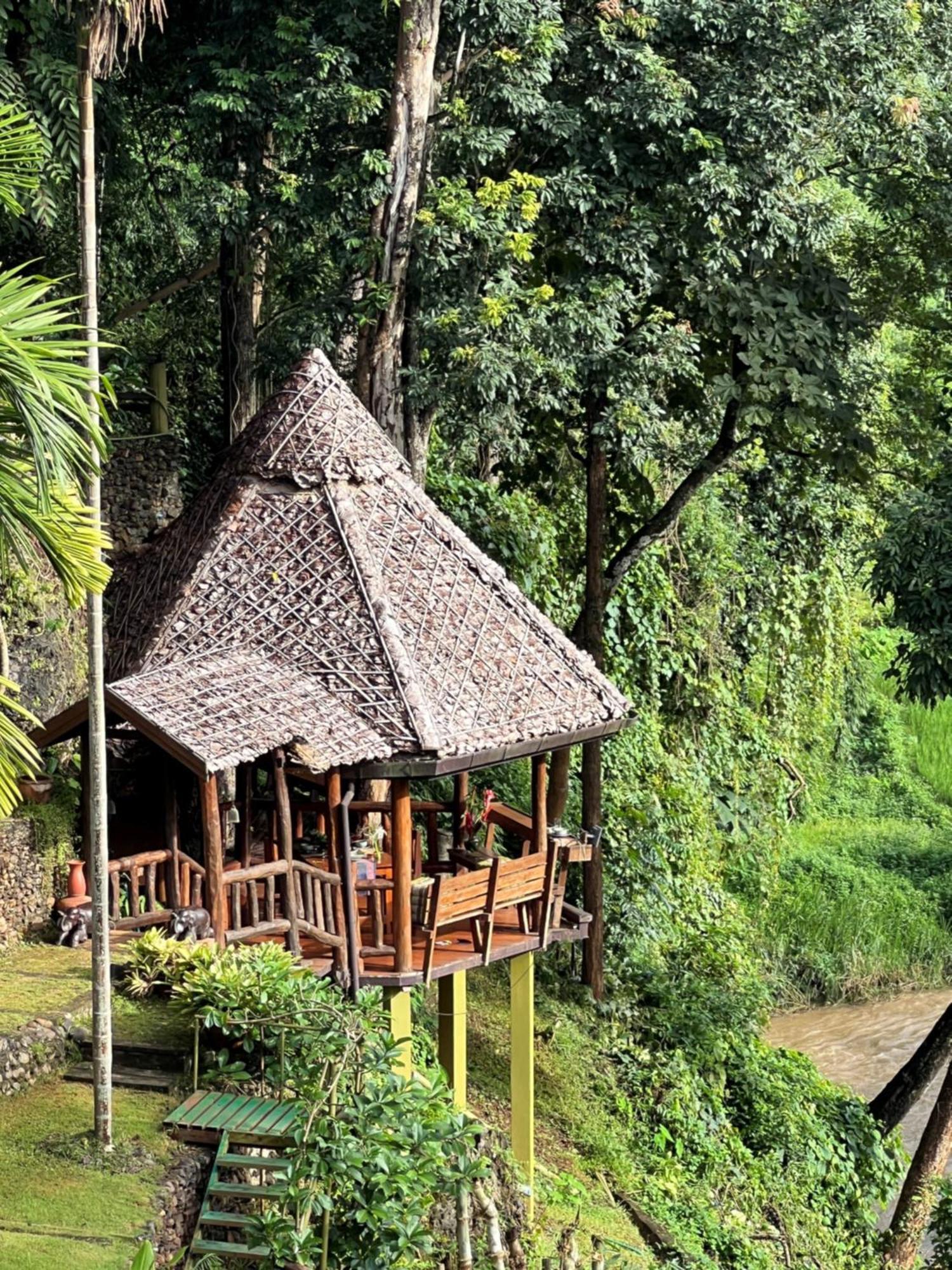 Kanlaya'S Eyrie, Luxury Homestay Pang Mapha Exterior photo
