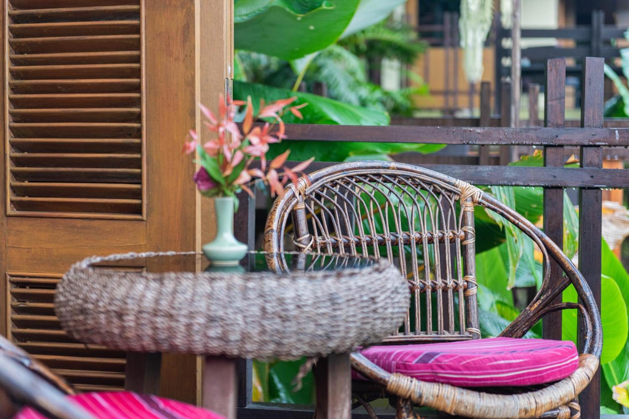 Kanlaya'S Eyrie, Luxury Homestay Pang Mapha Exterior photo